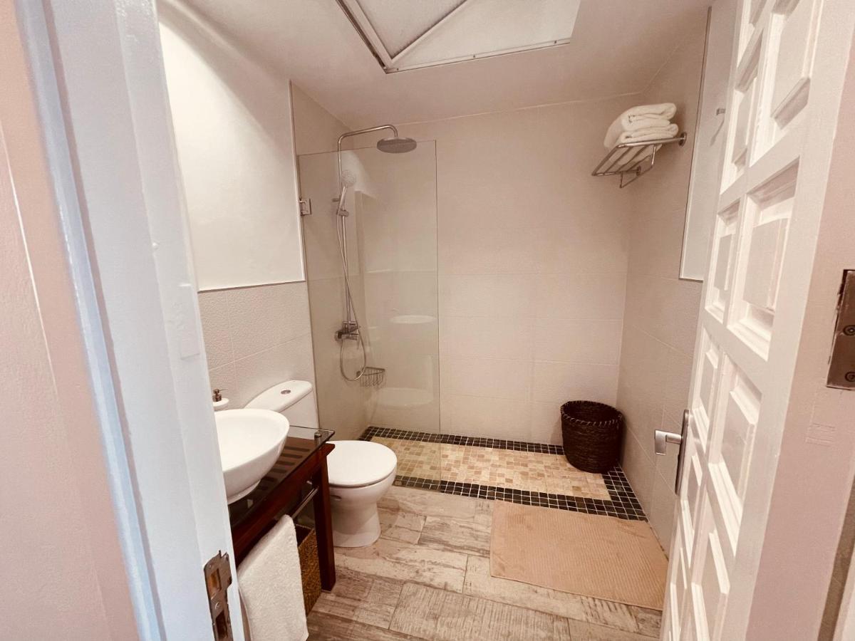 Vivienda Unica En Primera Linea De Playa San Bartolomé 外观 照片